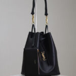 Saint Laurent Paris Vii Pochon In Lambskin Black